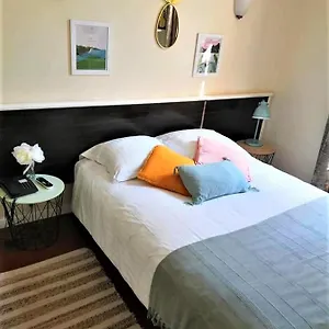 Le Victoria Hotel