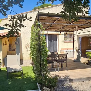 Hébergement de vacances Lapaz/jacuzzi Privé/piscine, Draguignan